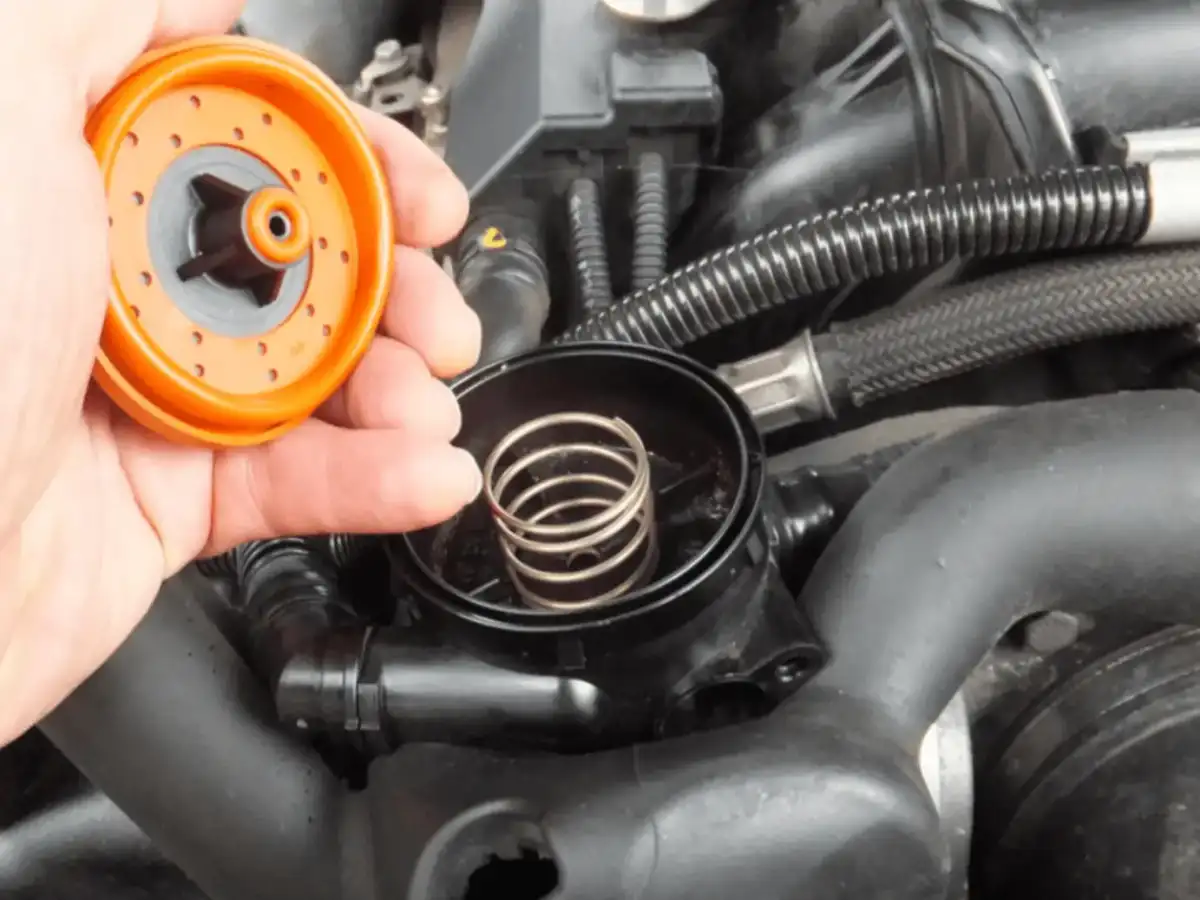 Clogged PCV Valve Symptoms That Cause Oil Leaks and Rough Idle
