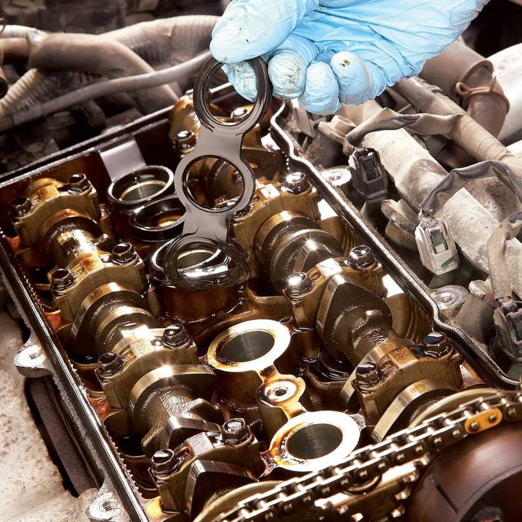 Leaking Valve Cover Gasket Symptoms and Replacement Cost Breakdown